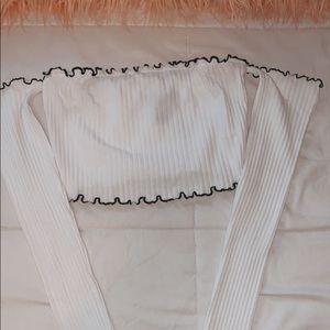 White long sleeve crop top